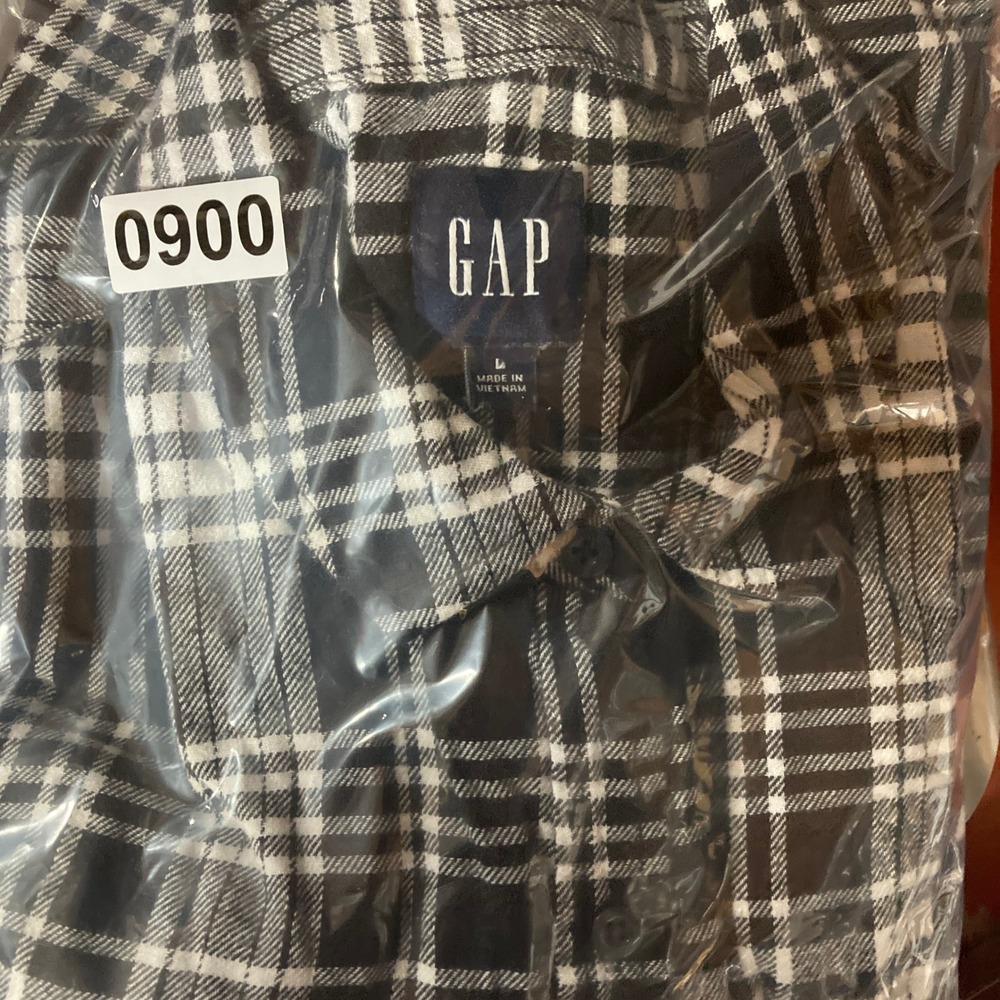 GAP Women's Black White Plaid Long Sleeve Button Up Flannel Shirt Size Large‎ - Picture 9 of 9